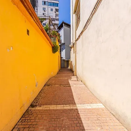 New Bazaar Panorama By Pikhost Apartment Tirana