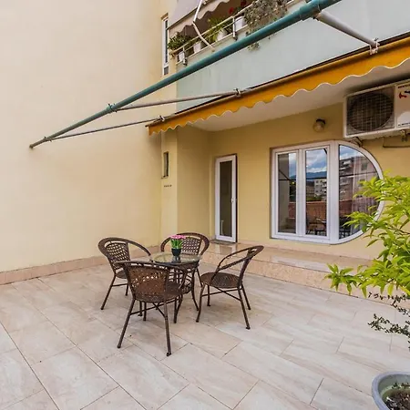 公寓 New Bazaar Panorama By Pikhost *