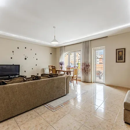 New Bazaar Panorama By Pikhost