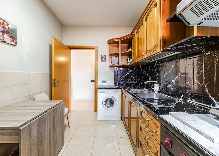 New Bazaar Panorama By Pikhost דירה טיראנה